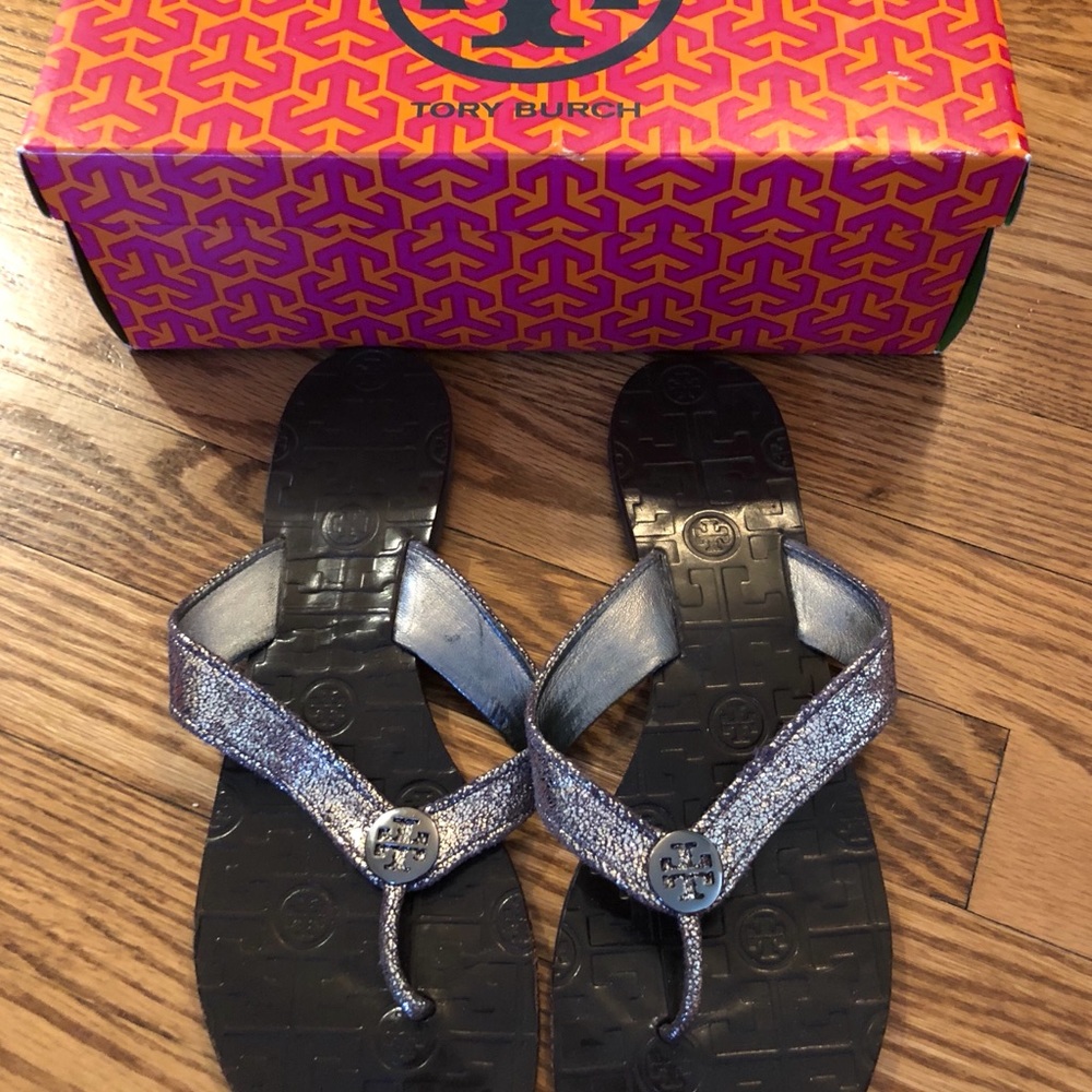 Tory Burch THORA-VINTAGE METALLIC size 10
